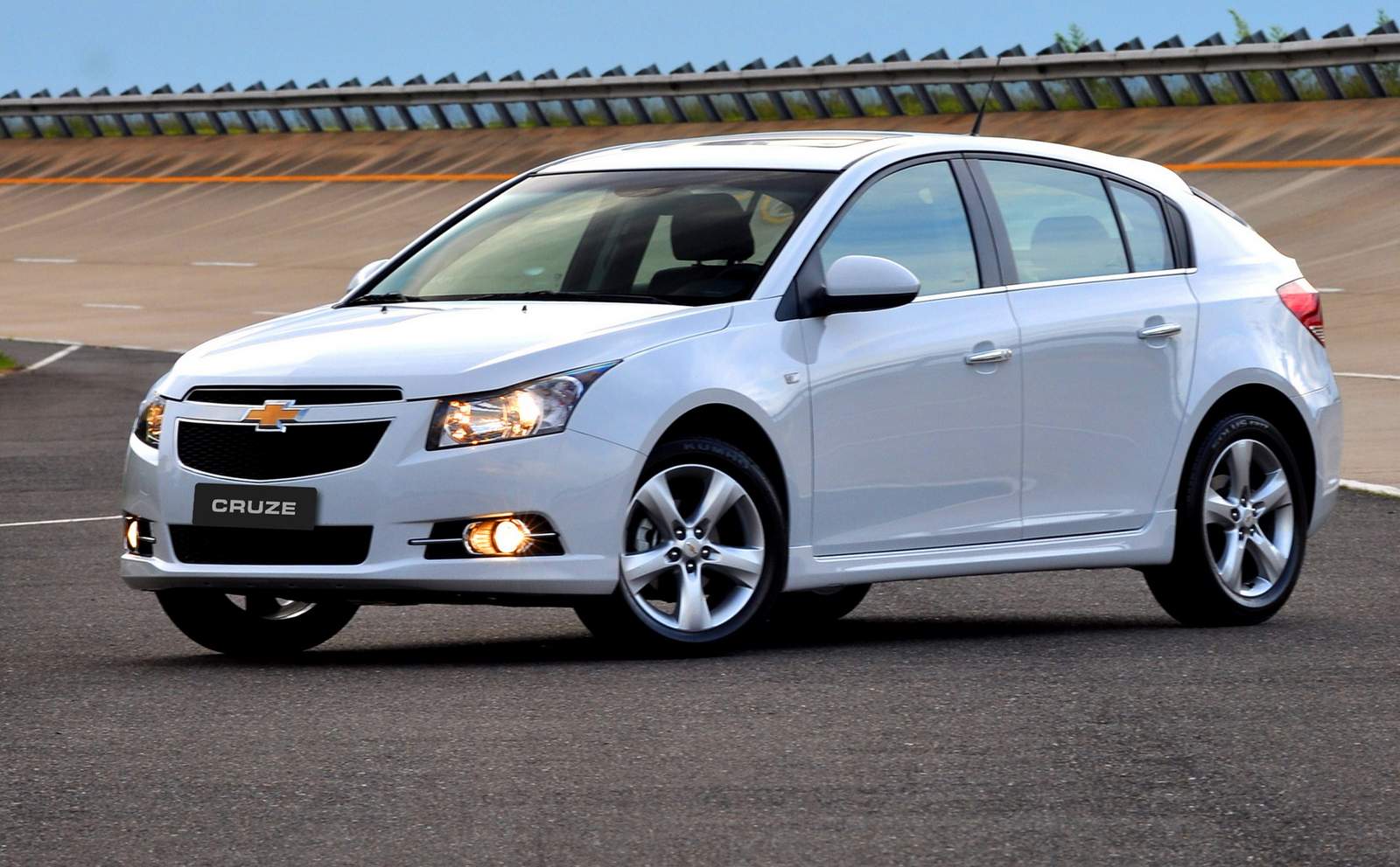 Фото 200 — Chevrolet Cruze: где купить дешевле